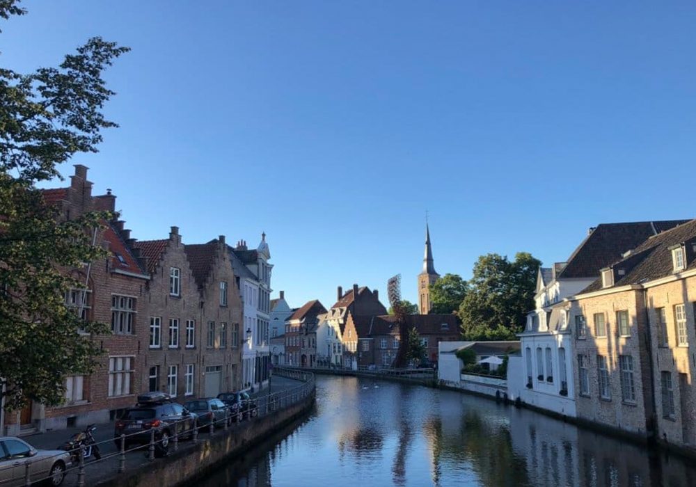 Bélgica reabre para brasileiros vacinados, exceto com Coronavac