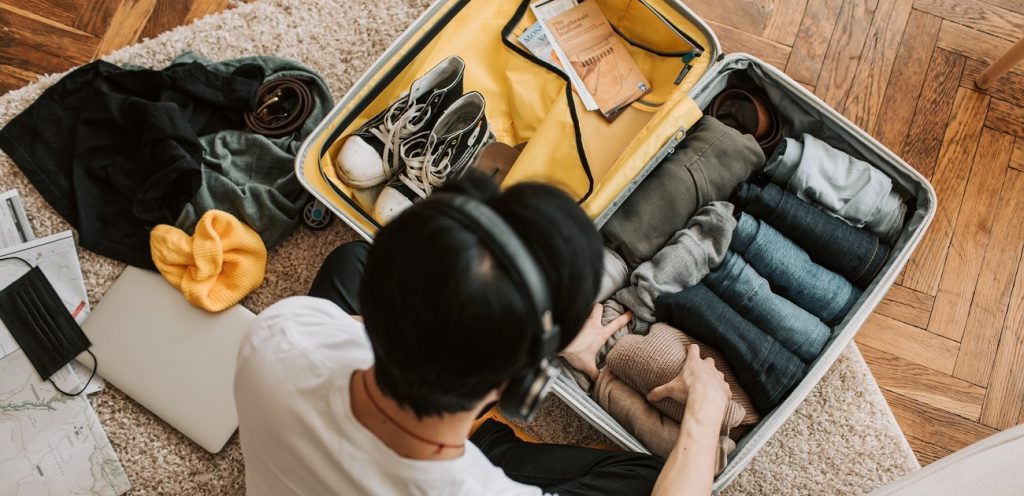 Checklist de viagem completo - o que levar na mala para qualquer destino