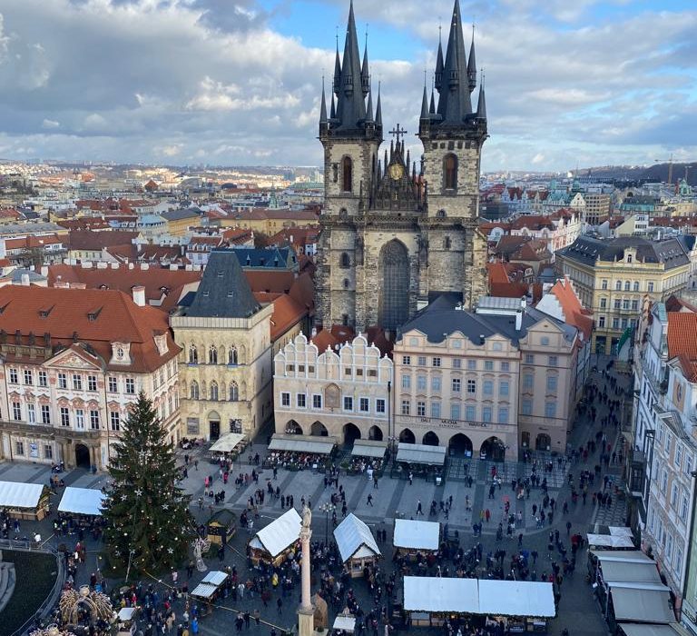 12 lugares para conhecer em Praga e a maioria de graça