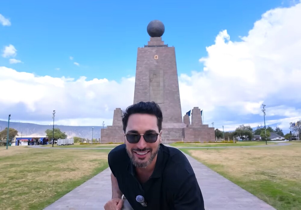 A Linha do Equador é a metade do mundo?