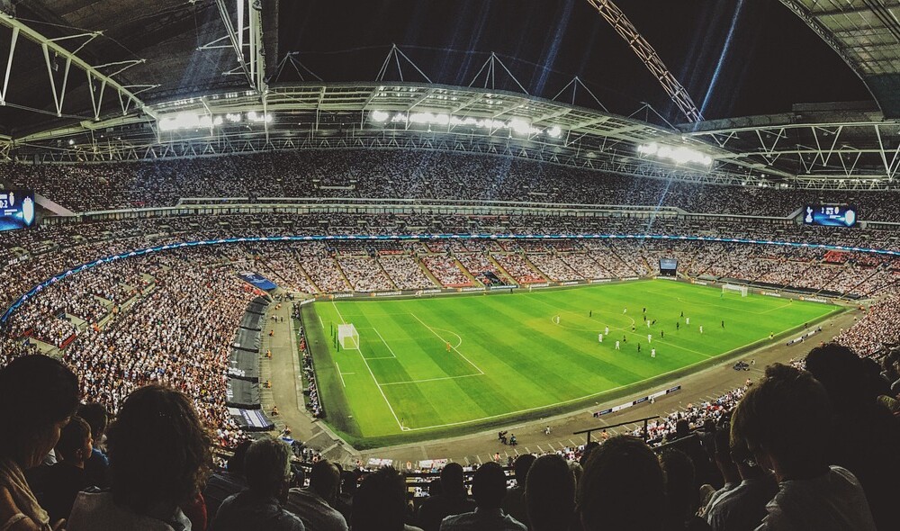 4 programas de fidelidade que trocam milhas por ingressos esportivos